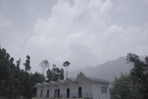 Kedar Wonderland Heli Resort