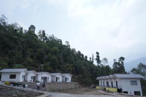 Kedar Wonderland Heli Resort