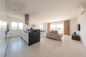 Porto de Mos 69 by Destination Algarve