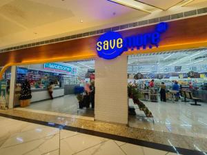 1BR Condotel with Balcony at FAME Residences #FM40