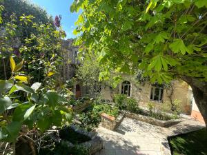 Appartements LIVING'Melun, la campagne a Melun ! : photos des chambres