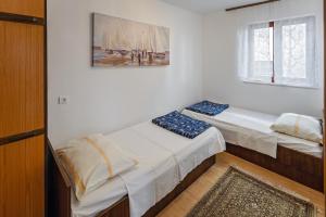 Apartmani Viktor Rogoznica