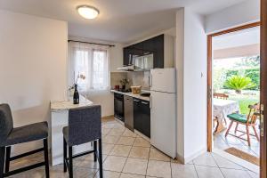 Apartmani Viktor Rogoznica
