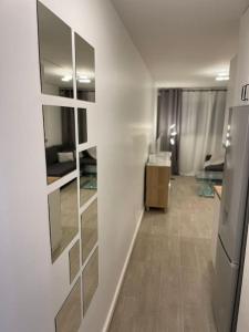 T1 standing LA DÉFENSE - 10 min PARIS & U ARENA