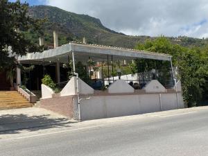 Logement spacieux 10personnes - Location Azeffoun Ait Chafaa-11000da