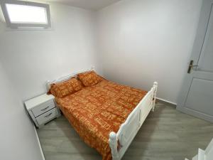 Logement spacieux 10personnes - Location Azeffoun Ait Chafaa-11000da