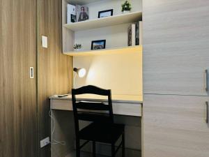 1BR Condotel with Balcony at FAME Residences #FM41