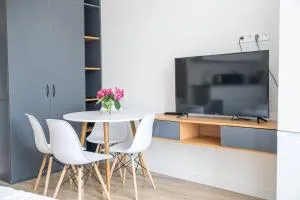 ROION Batumi Seaside Cozy Haven for 2 E 701 - Minda