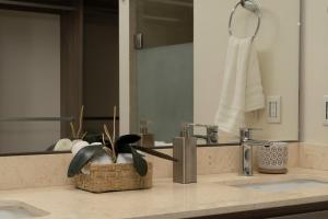 Luxury Condo with Ocean View, Balcony, and Pool