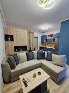 Blue superior modern studio - Alyfantá