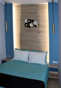 Blue superior modern studio