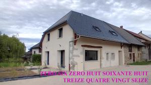 T2 NEUF DANS MAISON RENOVEE
