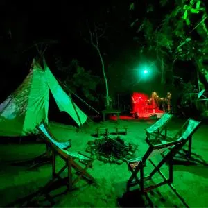 Hostel e Camping Secreto Cerrado Povoado do Moinho Acesso a rios sem custo - Iassiara