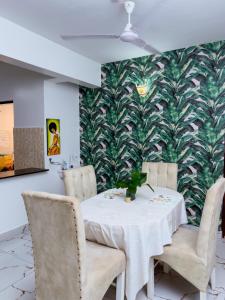 LN NYALI FULLy FURNISHED THREE BEDROOM WITH POOL