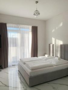 Silver Moon Residence 3