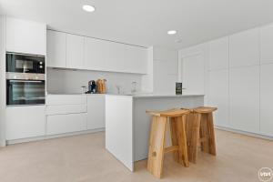 ViVi Homes - Marisol Pool, Sauna, Gym, Spa & Beach