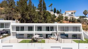 ViVi Homes - Marisol Pool, Sauna, Gym, Spa & Beach