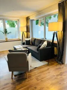 Jacuzzi Terrasse 55' TV Küche Regendusche - Sehringen