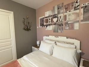 B&B / Chambres d'hotes L-Escale Arc-en-Ciel : photos des chambres