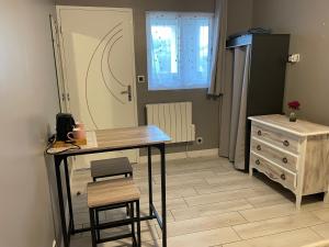 B&B / Chambres d'hotes L-Escale Arc-en-Ciel : photos des chambres