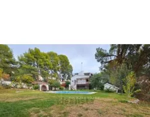 Villa avec piscine quartier résidentiel - Gavà