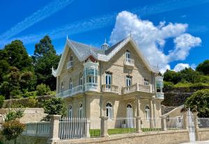 Villa Boutique 1880-Romantic Historic Boutique Hotel with Outdoor Jacuzzi