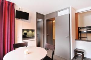 Résidence Les Glaciers 1 Et 2 - Studio rénové · Ski aux pieds · Vue vallée MAE-3539