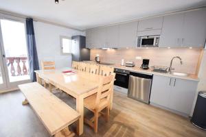 Les Chalets Des Praz - CHALET LES PRAZ N°112 - PLAGNE VILLAGES - classé 3 - CHPRA112 MAE-1254