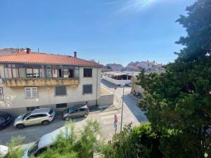 Charming 1-Bed Apartment Near Arena and Centre