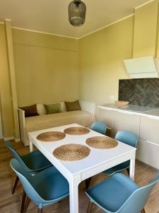 Family Two-Bedroom Apartment with View