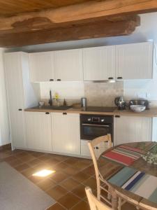 Maisons d'hotes Gites au pied des Cevennes - Domaine Les Terres Aoyama : photos des chambres