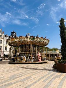 Maisons de vacances ORLEANS - Maison de ville haut de gamme au calme - 4 chambres avec garage - proche de toutes les commodites - LA MAISON D-A COTE : photos des chambres