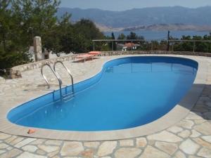 Gemütliche Ferienwohnung mit Grill und gemeinschaftlichem Pool 