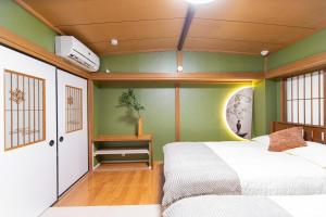 G72新宿最中心 两室一厅 新宿三丁目车站4分 2 rooms Shinjuku center 4 mins to ST Max 7P 直达新宿 涉谷 表参道 池袋 上野 代代木 银座 原宿 品川