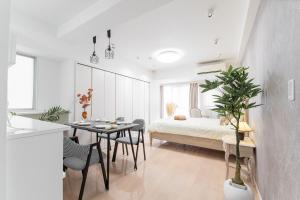 G72新宿最中心 两室一厅 新宿三丁目车站4分 2 rooms Shinjuku center 4 mins to ST Max 7P 直达新宿 涉谷 表参道 池袋 上野 代代木 银座 原宿 品川