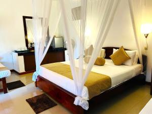 Hotel Ella`s Edge