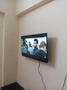 Naveed apartment Gusta house