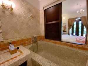 Phòng Tiêu Chuẩn Giường Đôi (Standard Double Room)