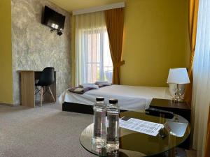 Complex MONACO HOTEL & CASINO