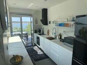 Villa Seawave - on the beach!