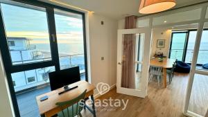 Sail Penthouse - Beach & Parking