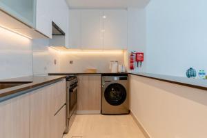 New building l Near Metro l Spacious lay out