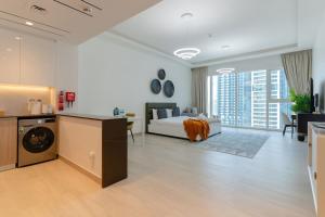 New building l Near Metro l Spacious lay out