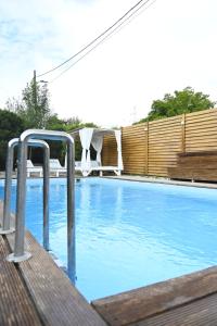 Pool Garden-Oaza