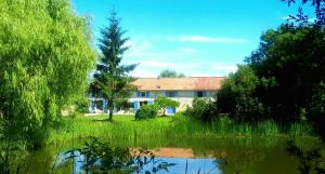 B&B / Chambres d'hotes Chambres d-hotes entre Niort et Marais Poitevin : photos des chambres