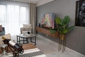 Wood avenue kilimani one bedroom, smarthomes near yaya