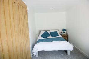 Bird Nest - dine with the eagles Private Retreat