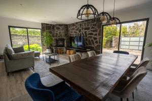 Countryside house with a pool and fireplace