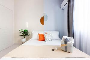 Himara City 12 - Central & Beach Access