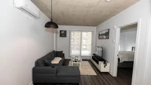 Lowkey Corner - Mascouche